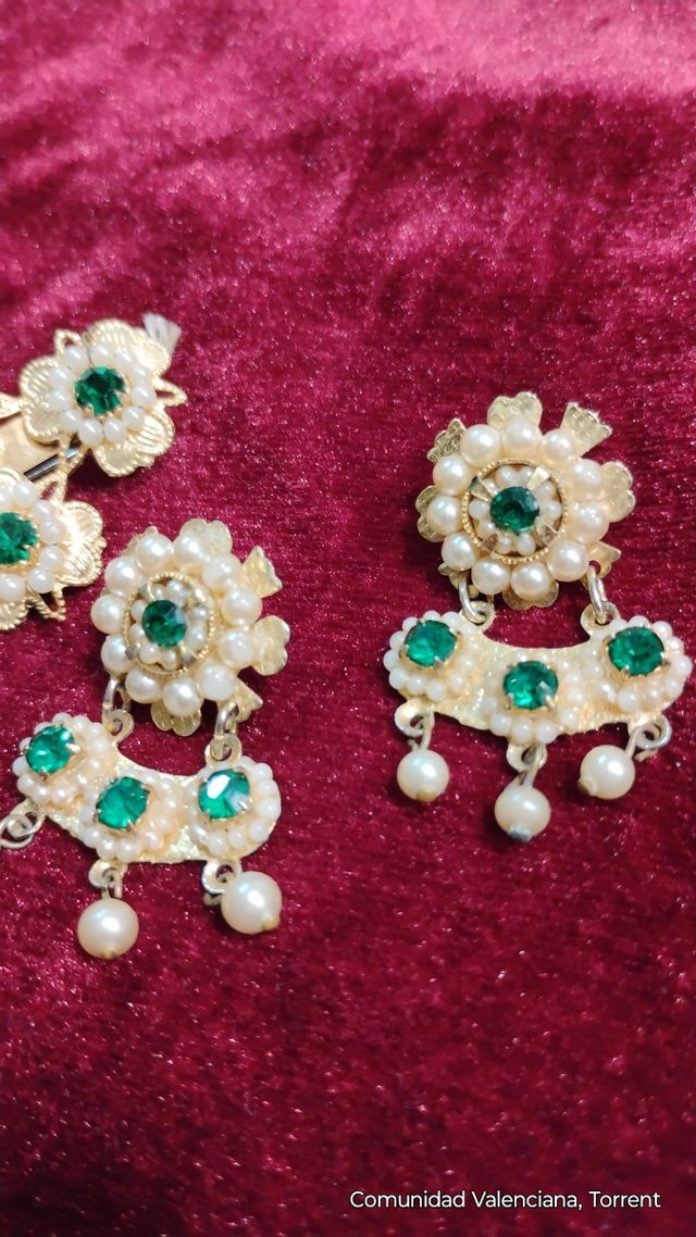 Antiguo aderezo virgen o Nancy fallera. O para niñ