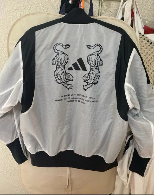 Chaqueta adidas reversible