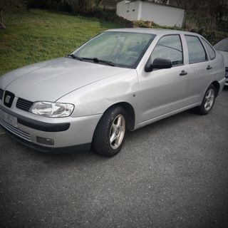 SEAT Cordoba 2002