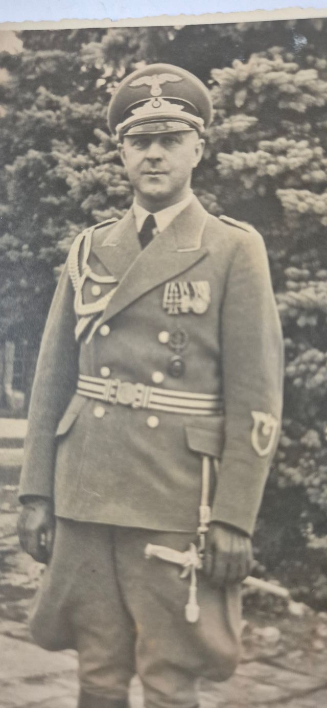 Diplomático Alemán en uniforme y daga-Gran foto