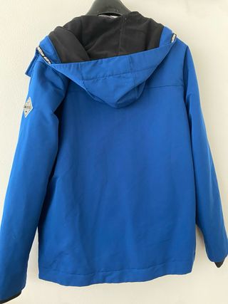 Abrigo impermeable de Hollister