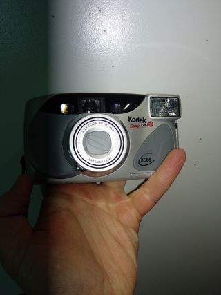 Cámara analógica kodak sin comprobar
