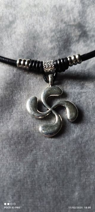 Colgante de lauburu 