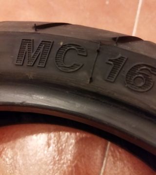 NEUMATICO 130/60 R13