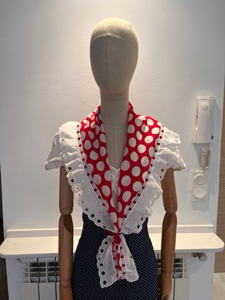 Picos y mantoncillos flamenca