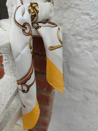 Pañuelo seda