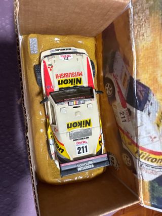 Mitchubisi Pajero TT La caixa Edicion Limitada 