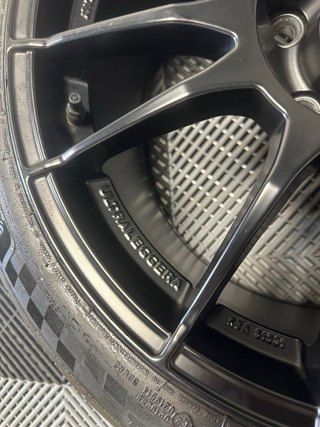 Llantas OZ ULTRALIGERA 18” 