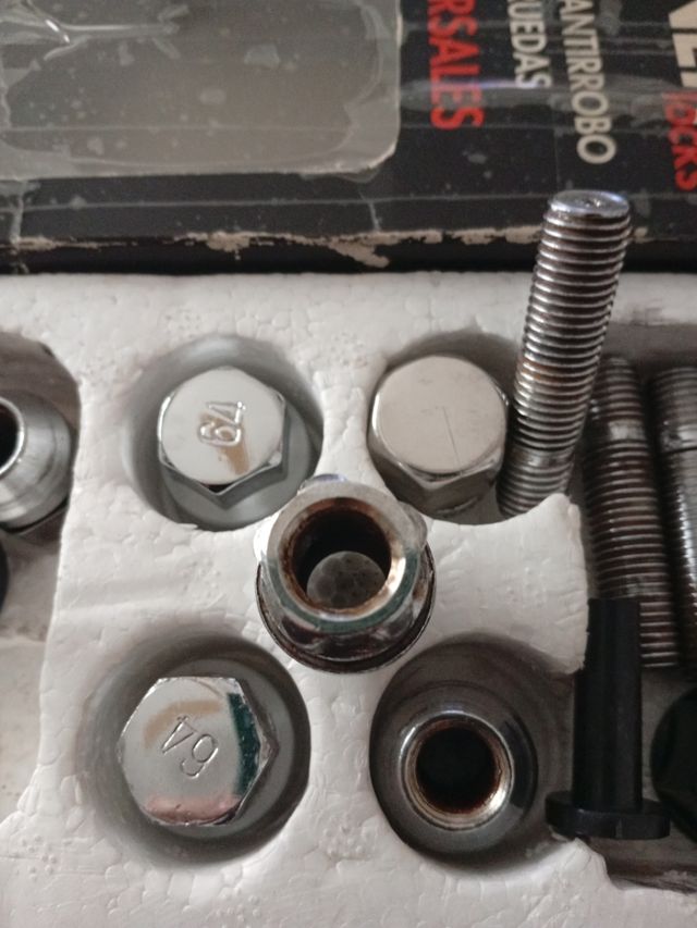 Tornillos de seguridad