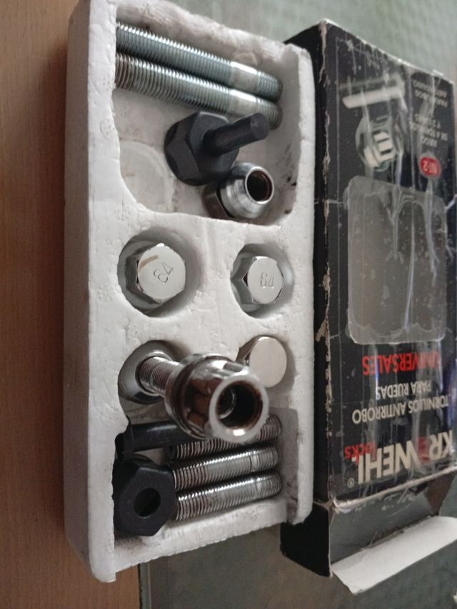 Tornillos de seguridad