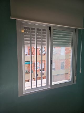 Reja de seguridad. Aluminio blanco