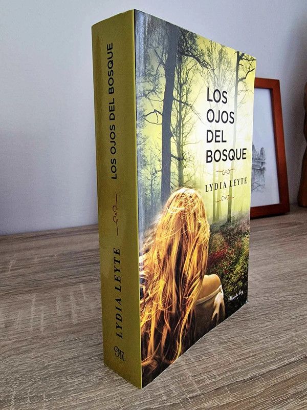 Los ojos del bosque DE Lydia Leyte