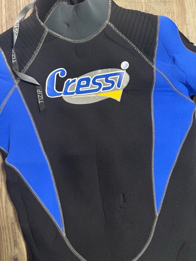 Treje de una pieza cressi