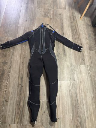 Treje de una pieza cressi