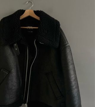 Cazadora zara 