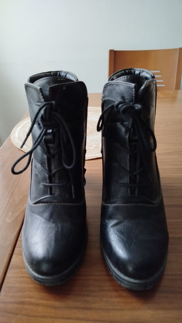 Botines estilo años 60