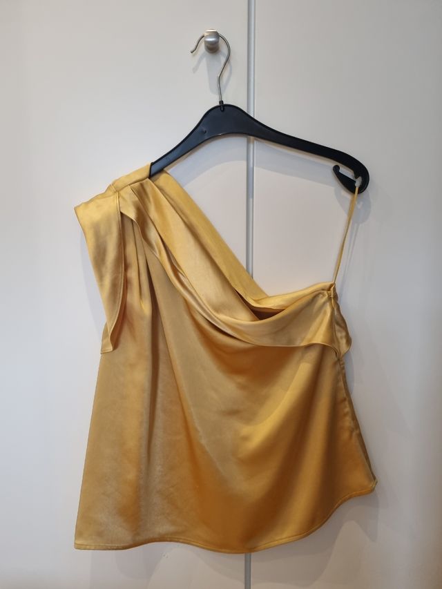 Conjunto boda Hoss Intropia amarillo