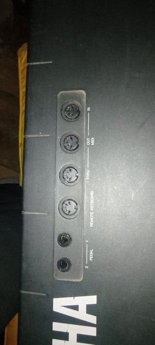 Tastiera arranger Yamaha PSR SQ16