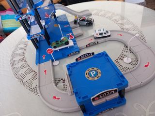 Scalextric circuito policía