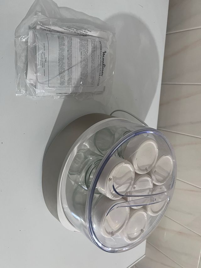 maquina para hacer yogur. yogurteo