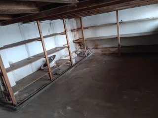 Se vende local en calle Hospicio