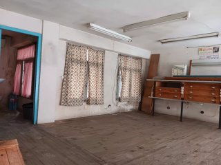 Se vende local en calle Hospicio