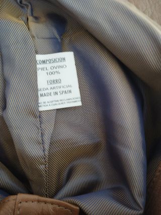 Pantalones de cuero de mujer