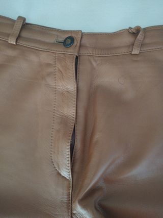 Pantalones de cuero de mujer