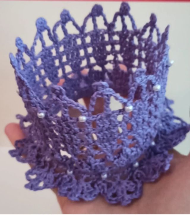 Portavelas de ganchillo hecho a mano