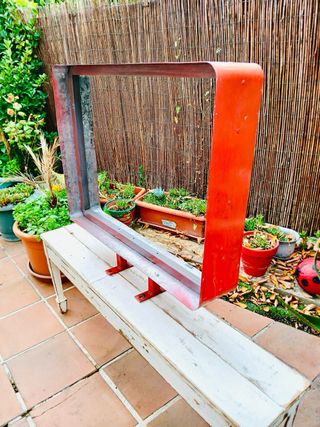 BANDEROLA DE PARED PARA COMERCIO