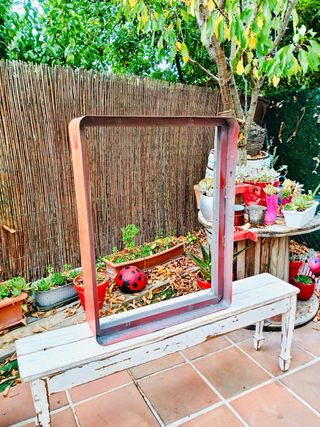 BANDEROLA DE PARED PARA COMERCIO