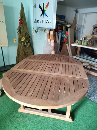 Conjunto de mesa y 4 sillas auténtica Teka