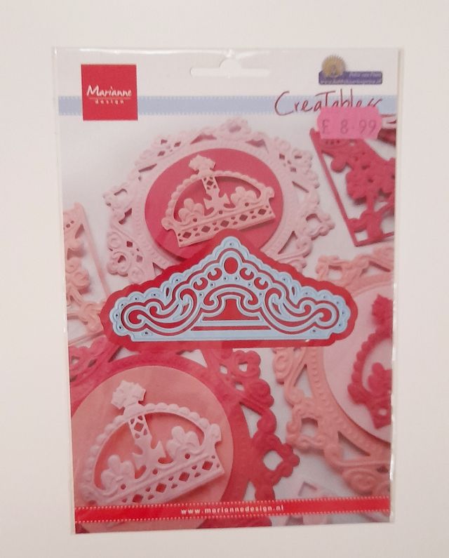 5 fustelle creatables Marianne Design