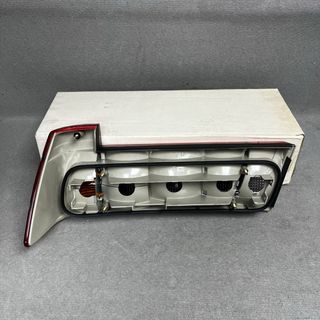 Piloto trasero derecho alfa romeo 75