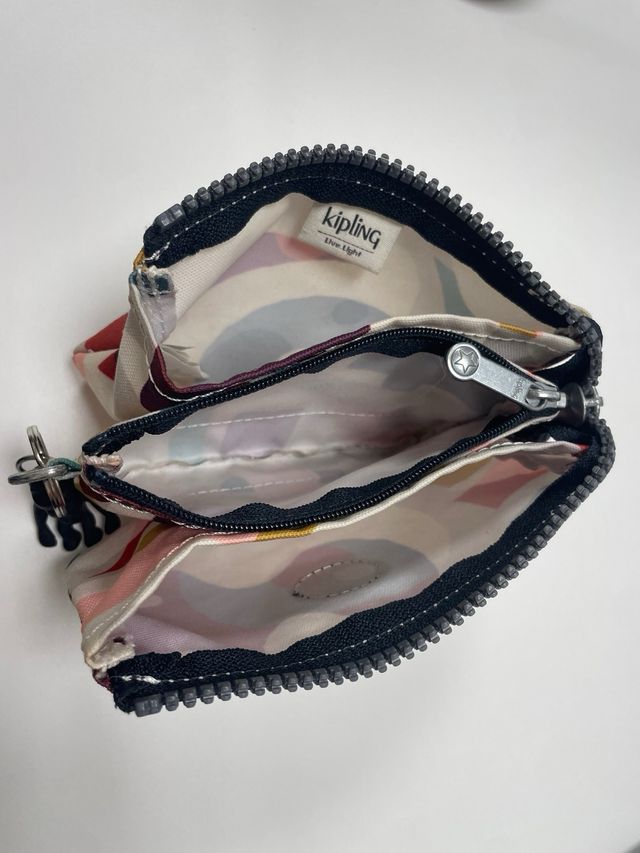 Monedero Kipling