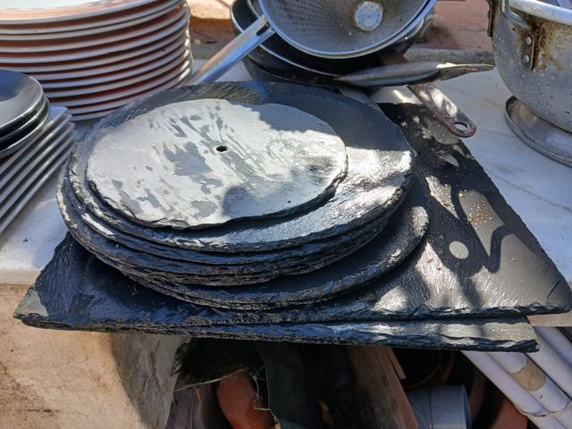 Platos Pizarra de varios tamaños y plato