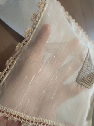 Centro tavola rettangolare con uncinetto