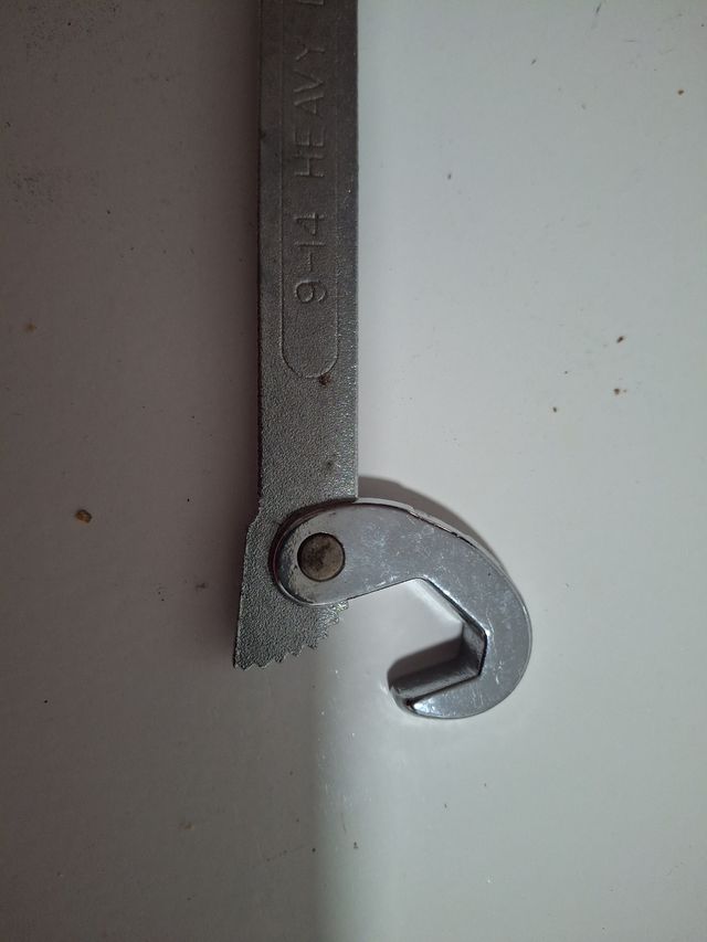 Llave  ajustable articulada 