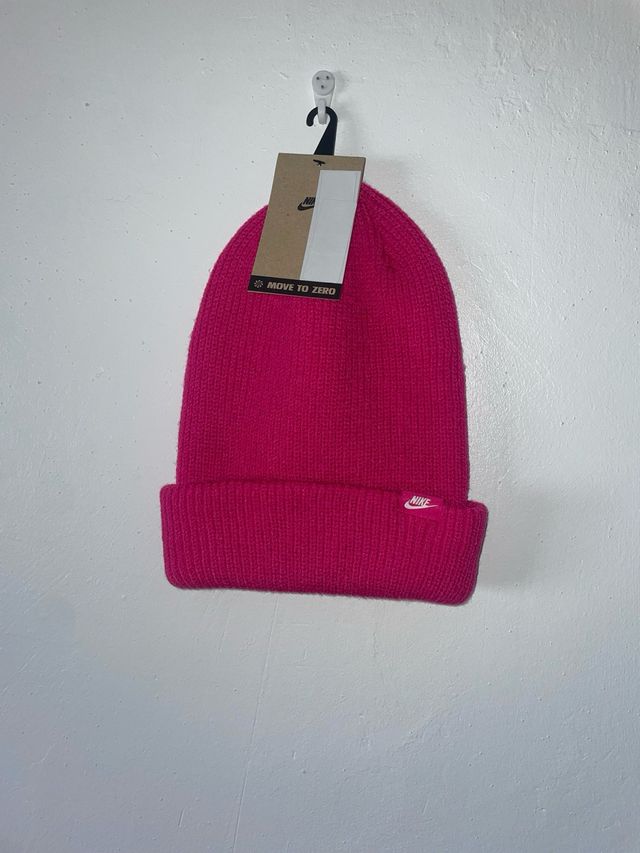 Gorro Nike Fucsia
