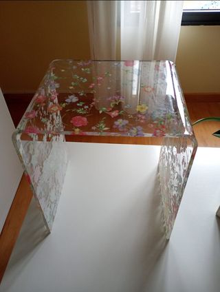 Mesa de metacrilato