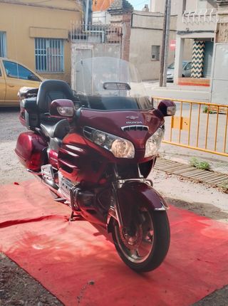 Honda Goldwing 1800 2004 con extras