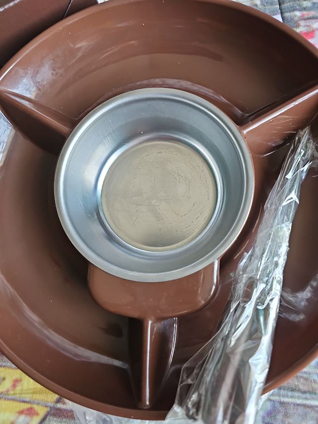 Macchina per il cioccolato e frutta