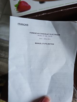 Macchina per il cioccolato e frutta