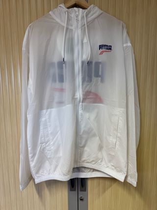 Chaqueta ligera de moda Puma cortavientos