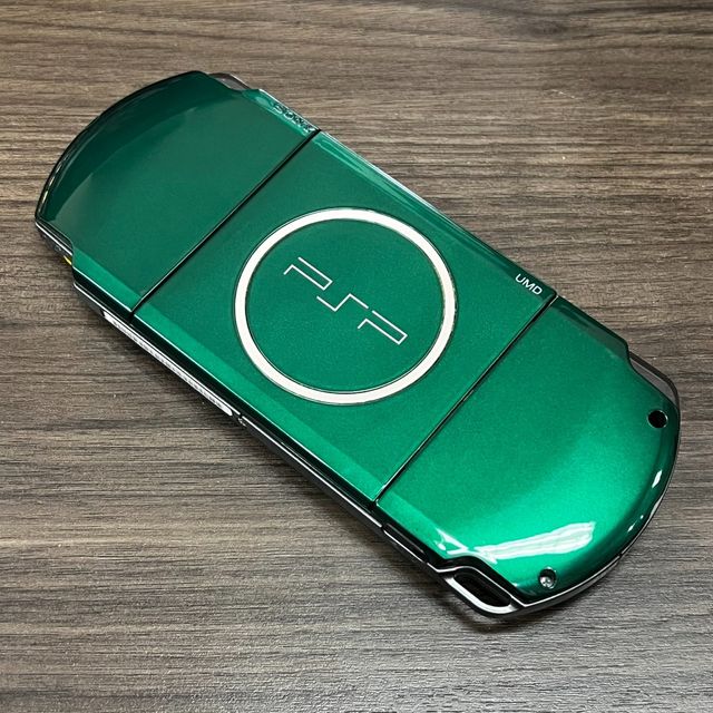 🎮 PSP 3000 Carnival Green - Edición Limitada