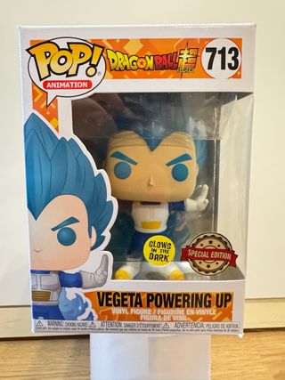 Funko pop dragon ball vegeta powering GITD 713