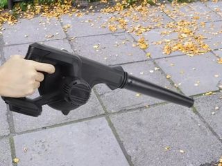 aspiratore  soffiatore per Foglie a Batteria