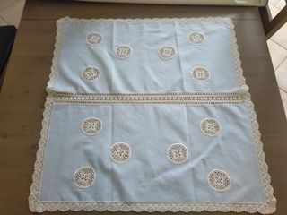 Centro tavola quadrato con uncinetto