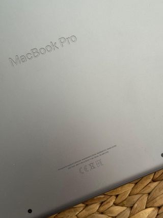 MacBook Pro de 16 pulgadas con chip M2 pro de Appl