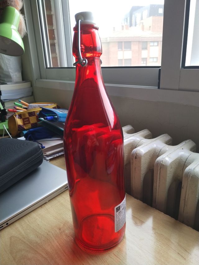 Botella de cristal rojo NUEVA